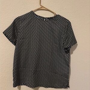 Banana Republic Short-Sleeve Crew-Neck Top Black White Geometric Print Sz XS